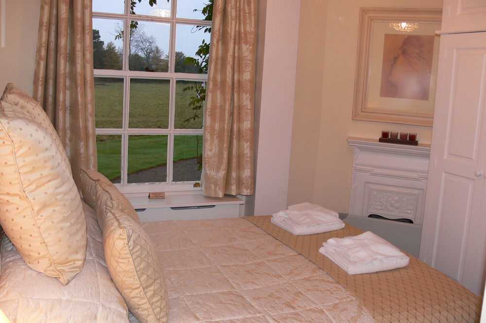 Pbc - Perriford House Hotel Kidderminster Bagian luar foto